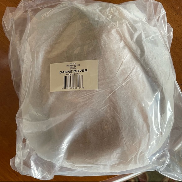 NWT Dagne Dover Camel Sloan Water Bottle Sling Bag - Picture 4 of 5